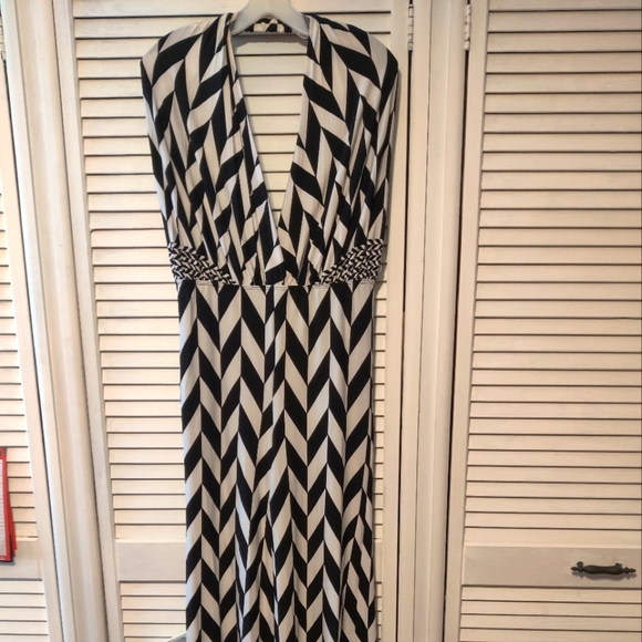 Clothing - Picture 2 of 16